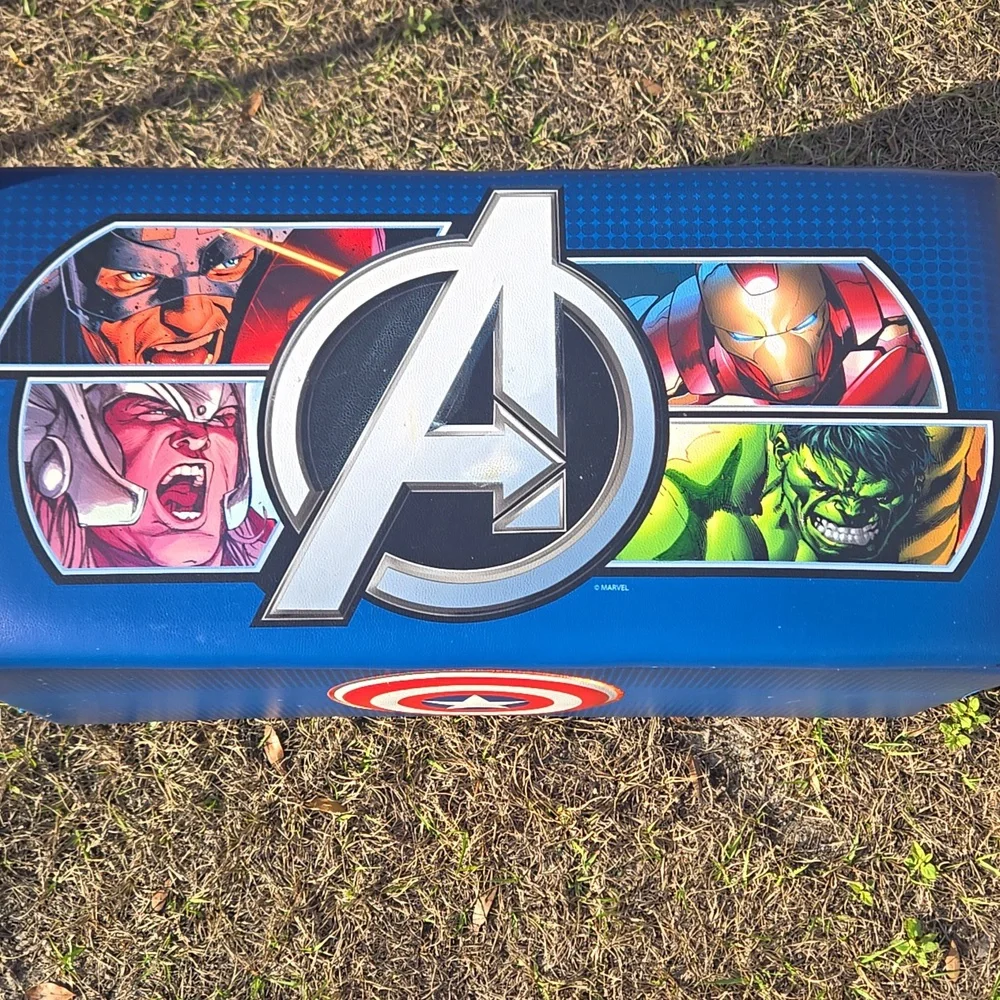 Marvel Blue Avengers Storage Bench - Picture 3 of 9